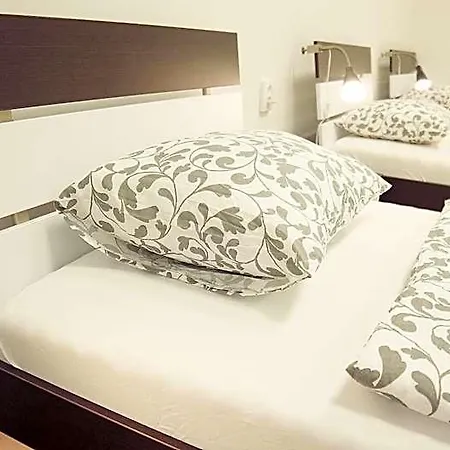 Folks Hostel
