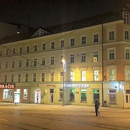Folks * Bratislava
