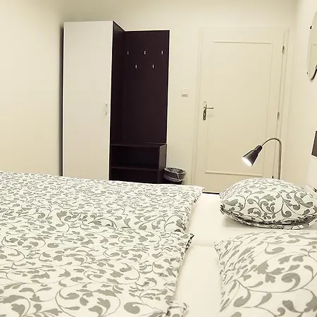 フォークス